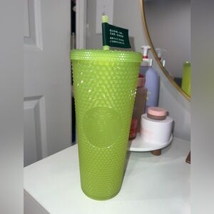 GLOW IN THE DARK STARBUCKS CUP!